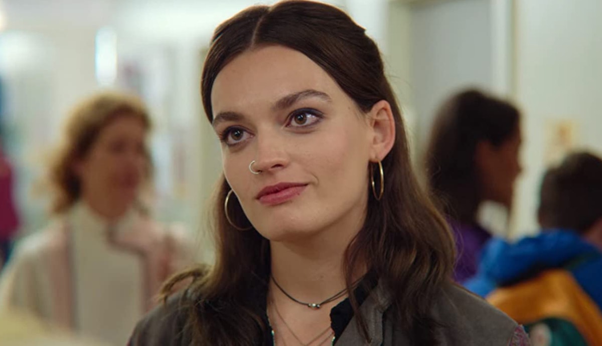 Emma Mackey/Ghost Writer